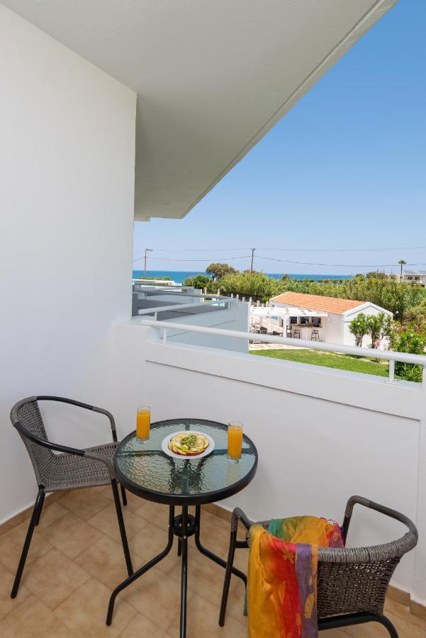 Mrs Chryssana Beach Hotel (Adults Only) Kolymbari Exterior foto