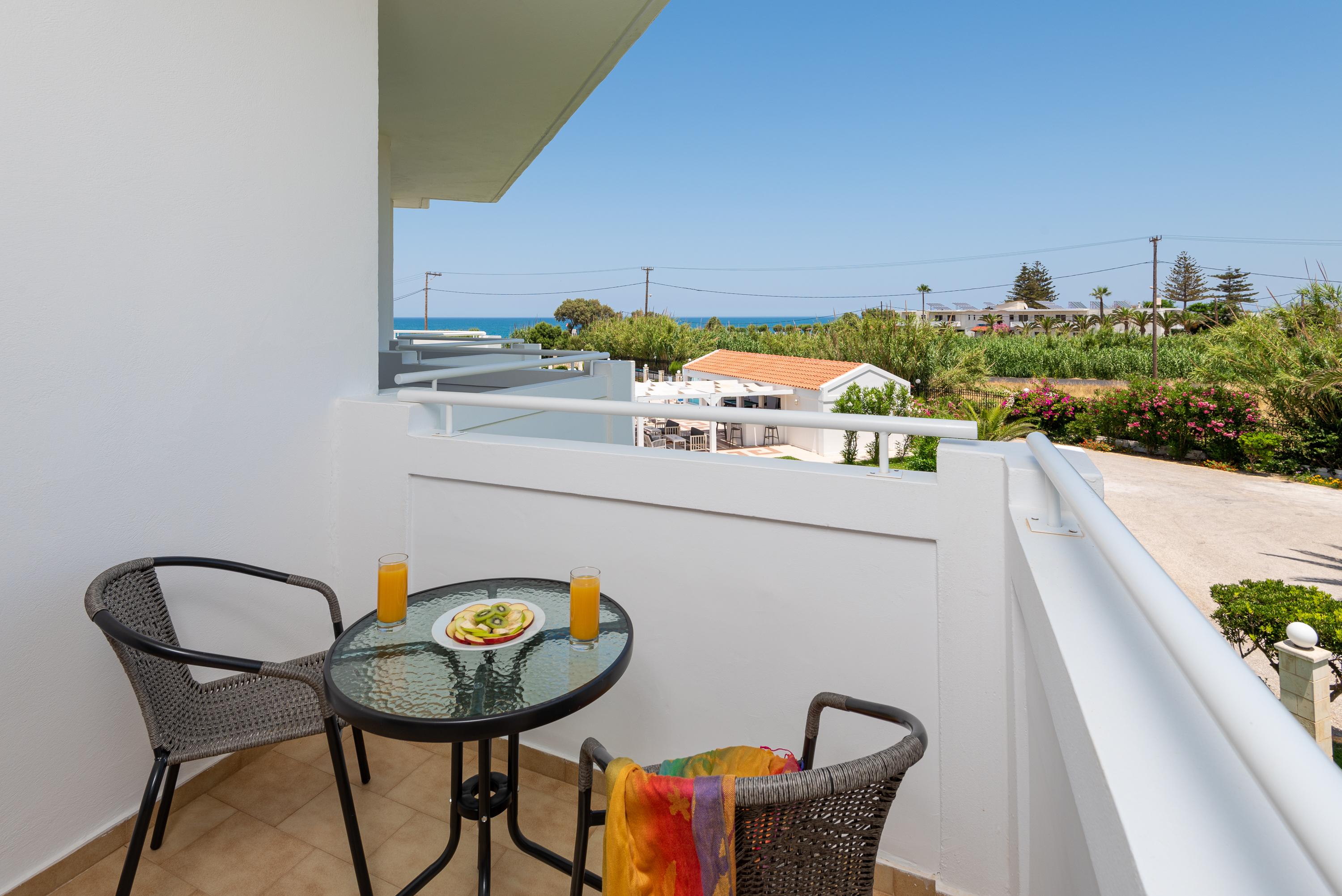 Mrs Chryssana Beach Hotel (Adults Only) Kolymbari Exterior foto