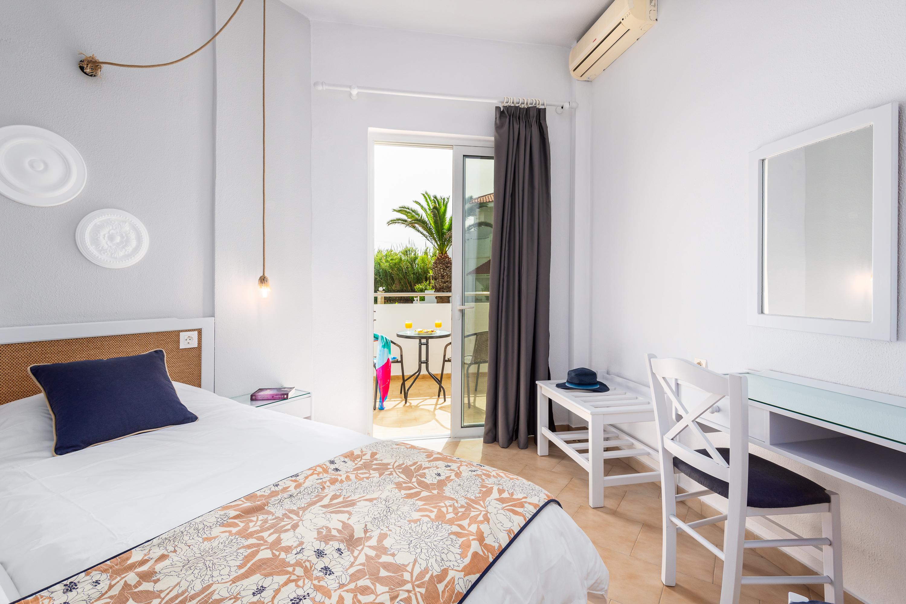 Mrs Chryssana Beach Hotel (Adults Only) Kolymbari Exterior foto